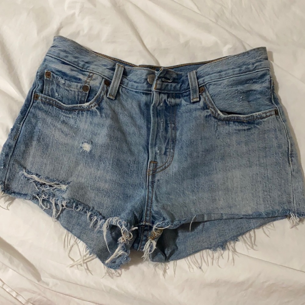 levi shorts